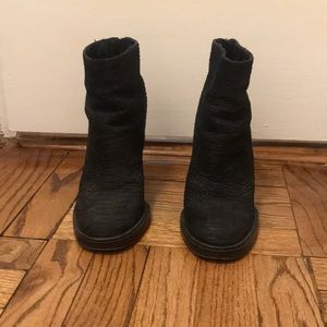 Ash Heeled booties - Delire style